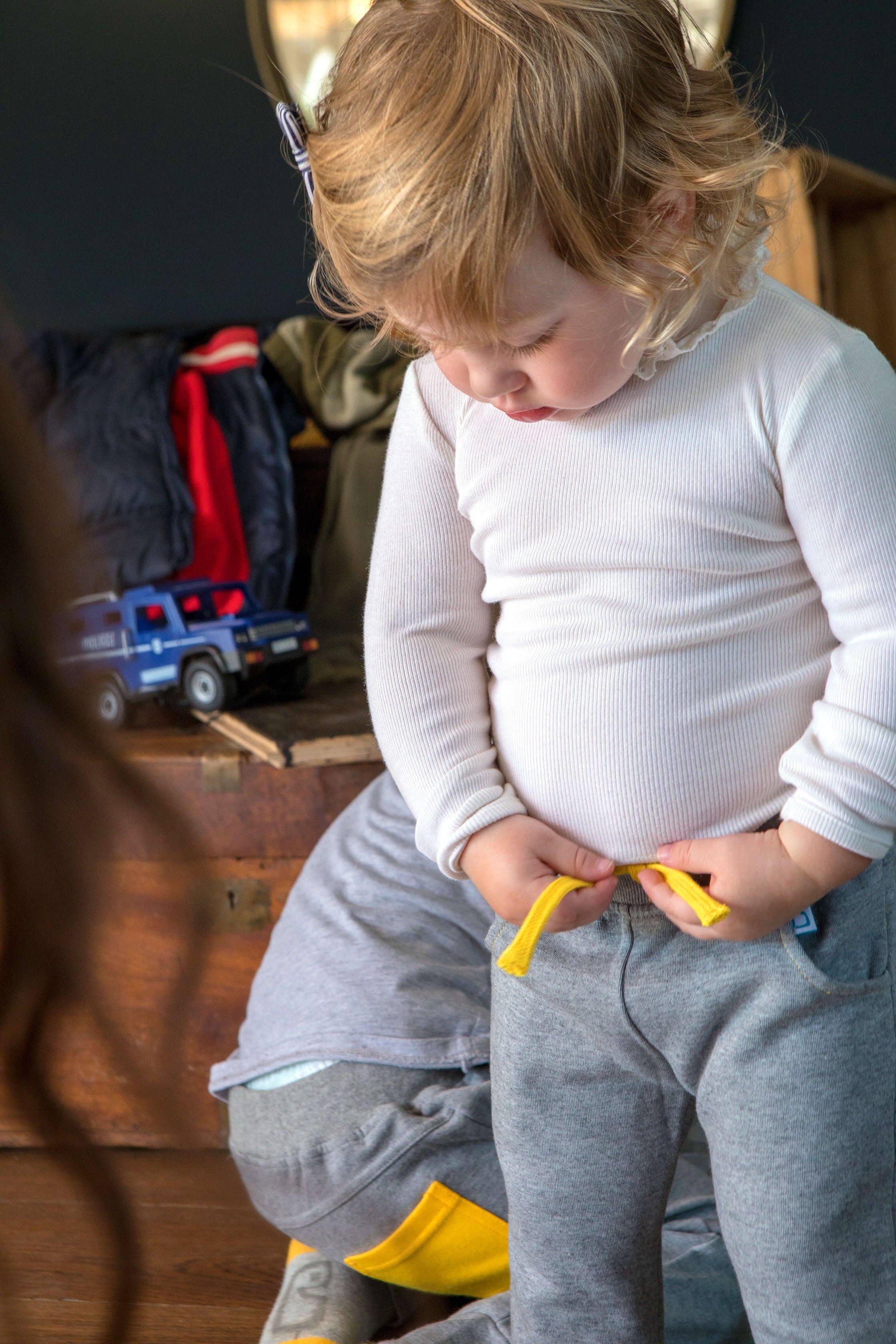 SOCKATOOS – Großhandel Hose – Baby – Sockatoos Jogginghose für Kinder, All-In-One, für Babys, GELB7