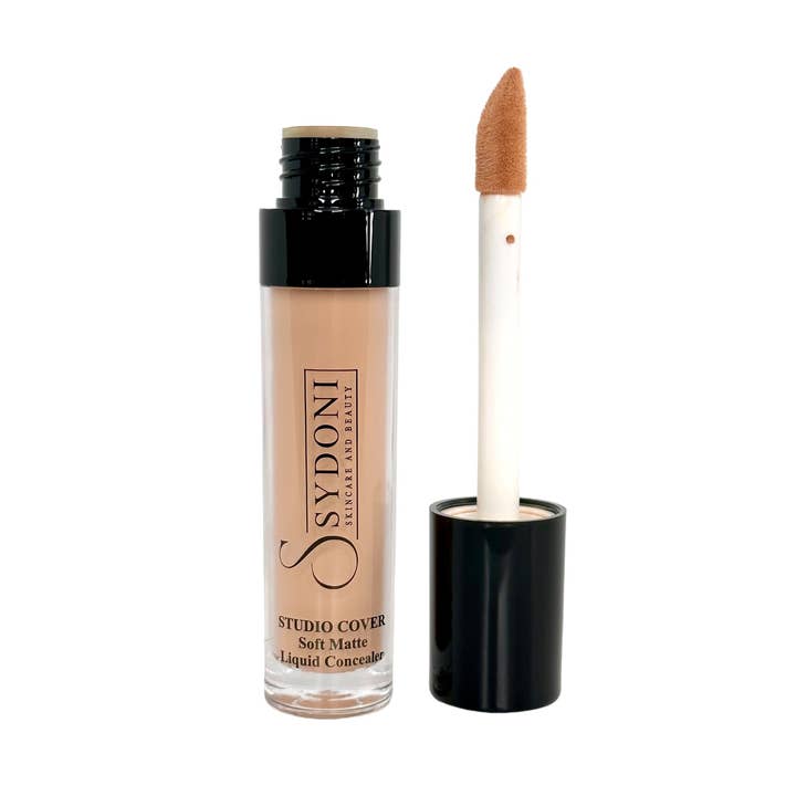 STUDIO COVER SOFT MATTE LIQUID CONCEALER 0.35 OZ. for wholesale by Sydoni Skincare and Beauty, Inc.