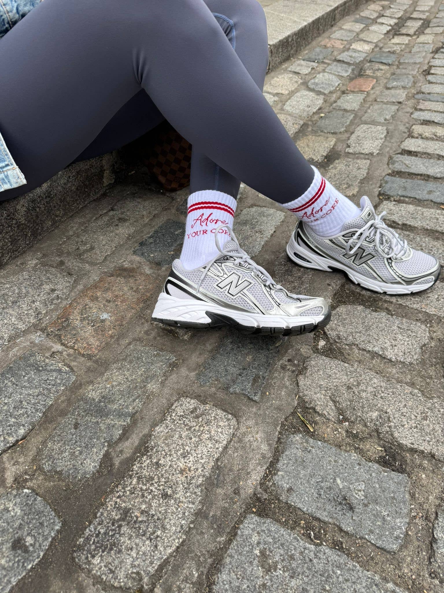 Grip & Flow - Vente Chaussettes – femme - Chaussettes Pilates Adore Your Core avec grip4