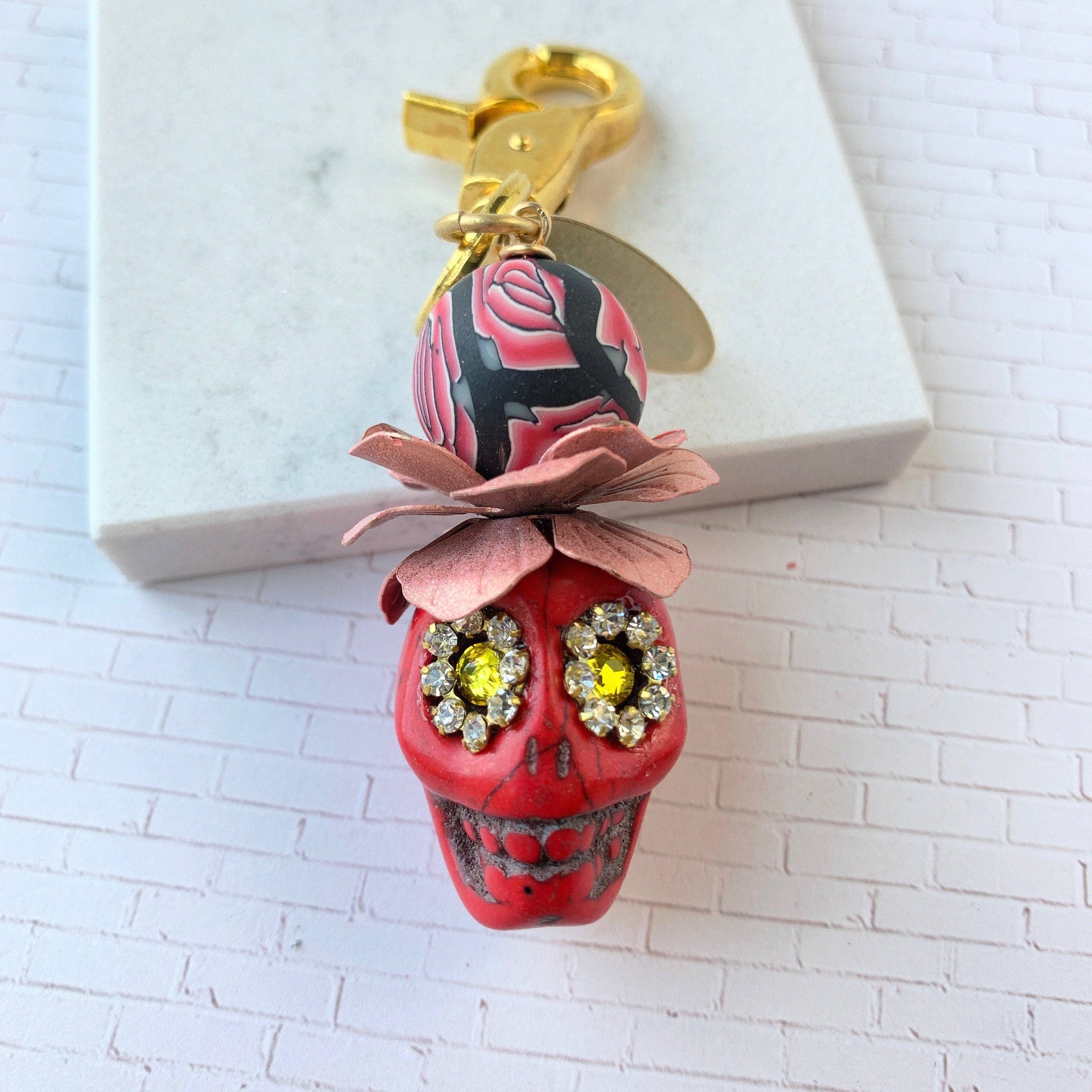 Lenora Dame – Großhandel Geldbörsen-/Taschenzubehör – Damen – Sugar Skull Geldbörsenanhänger, 3 Farben zur Auswahl4