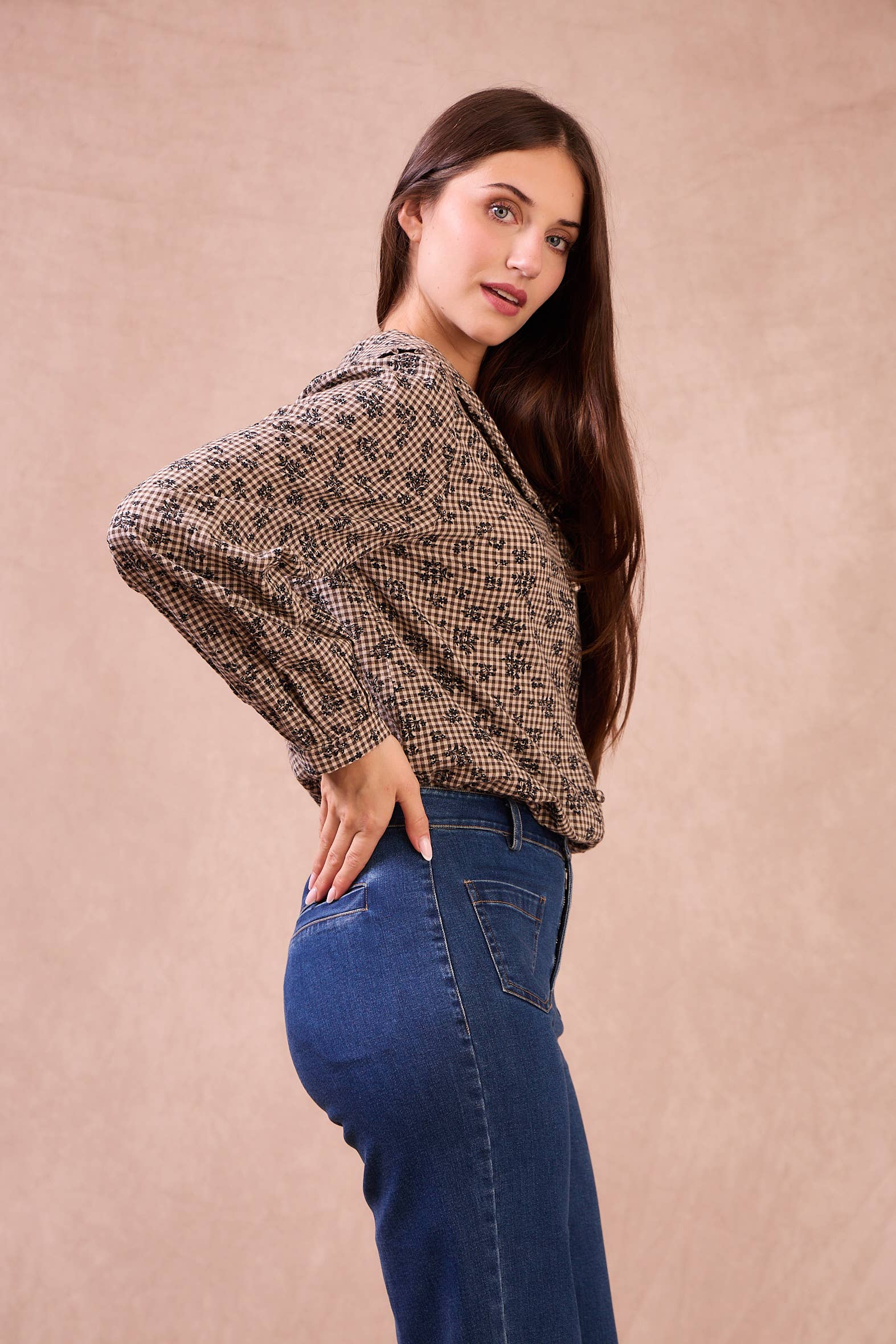 Calie Paris - Wholesale Blouse - Women's - ALAIN Blouse – Checked Cotton with Retro Charm6