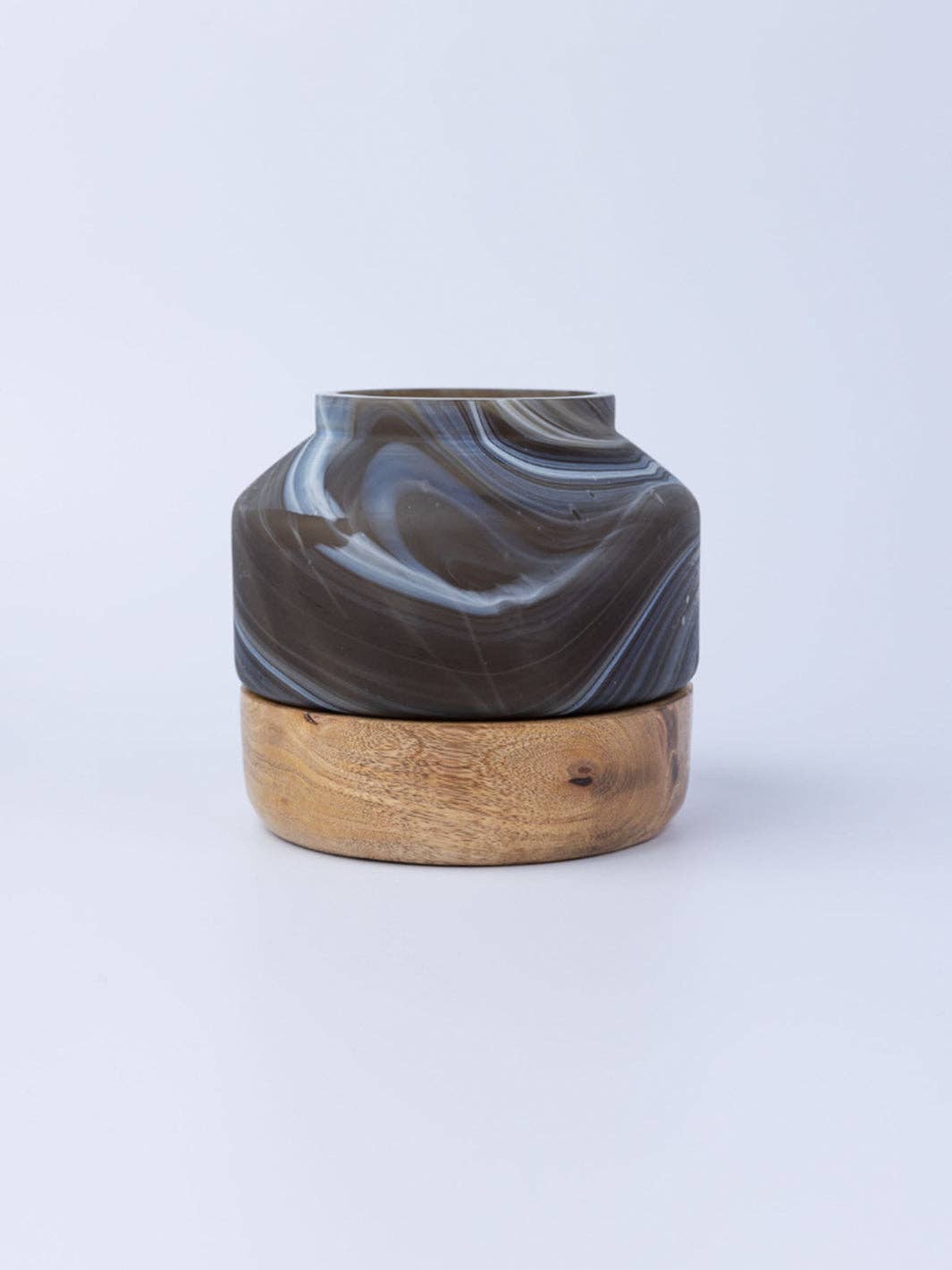 House of Roya Ltd – wholesale Vase – Deep Smoke Vase with a Wood Base  - Large4