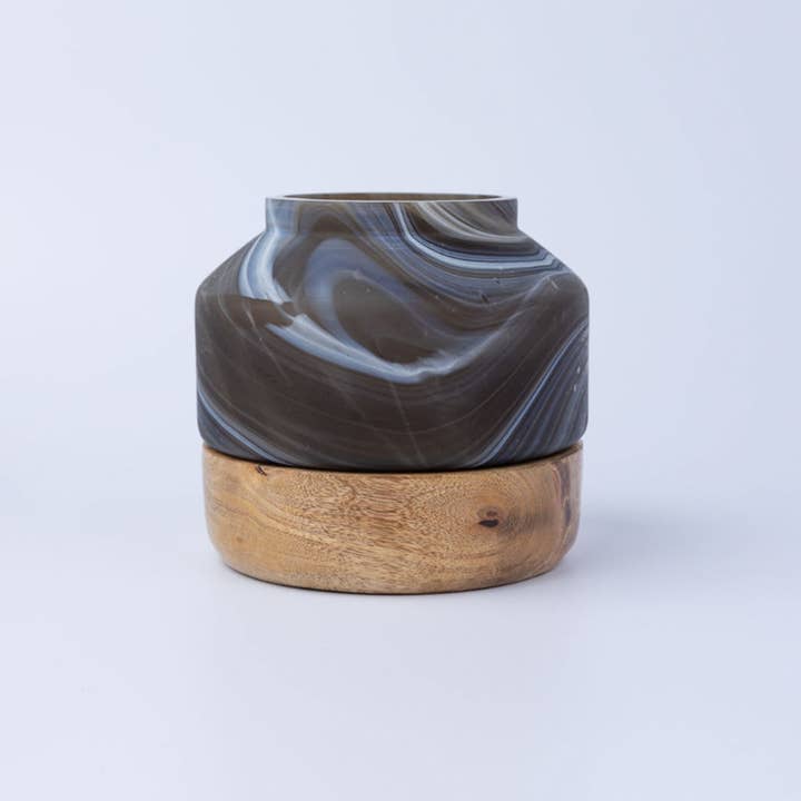 House of Roya Ltd – wholesale Vase – Deep Smoke Vase with a Wood Base - Large4