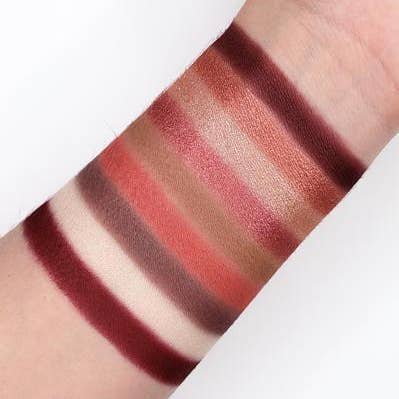 VIAI Beauty - Wholesale Eyeshadow Palette - CROWN BRUSH Café - GES141