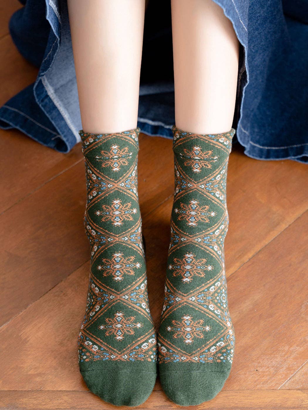 Funkyrel® Atzbranding Limited - Vendita all'ingrosso Calzini - Donna - Rufia - Calzini retrò a metà polpaccio con motivi floreali a rombi6