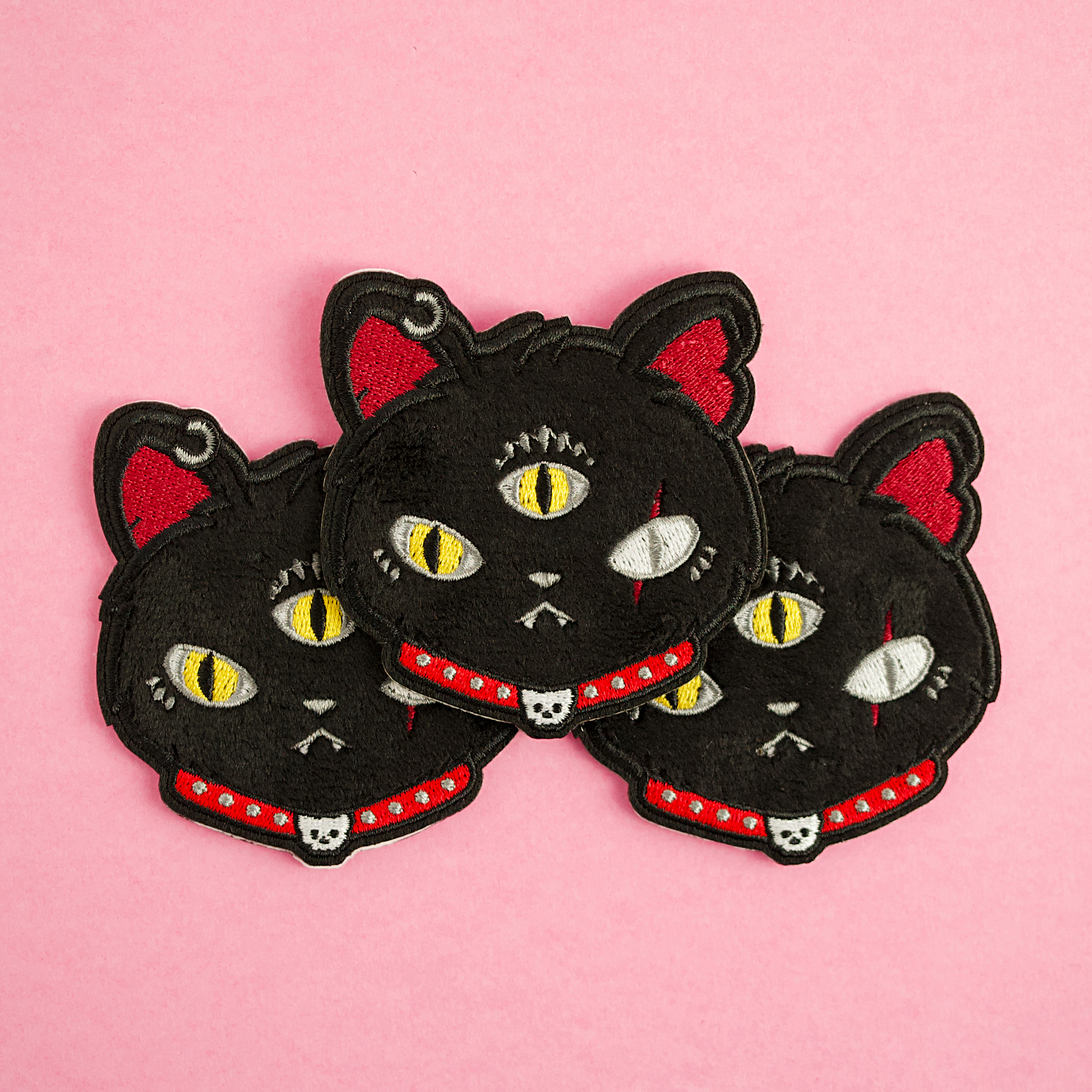 LuxCups Creative - Vendita all'ingrosso Toppe - Gritty Kitty Fuzzy Patch5