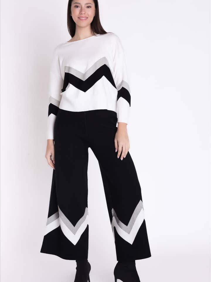 Pantalon droit en maille viscose avec motif zigzag pour la vente par CMS Love