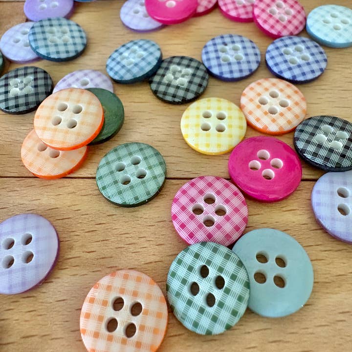The Button Company – Großhandel Knopf/Druckknopf zum Annähen – 40-50071 - Karo-Knöpfe - 20L/13mm/1/2" - Packung mit 1001
