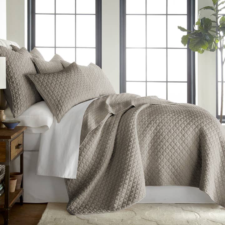 Levtex Home - Wholesale Bedding Set - Rowan Quilt Set
