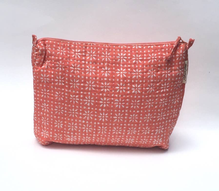 Mehera Shaw – wholesale Make-up/cosmetic bag – Cosmetics Bag - Compact - Quilted Hand Block Print Cotton6