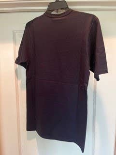 NOVELTIES WHOLESALE INC – wholesale T-shirt – Herr – Champion T-shirts Marinblå Helt Ny Storlek Small-Detaljhandel $25,005