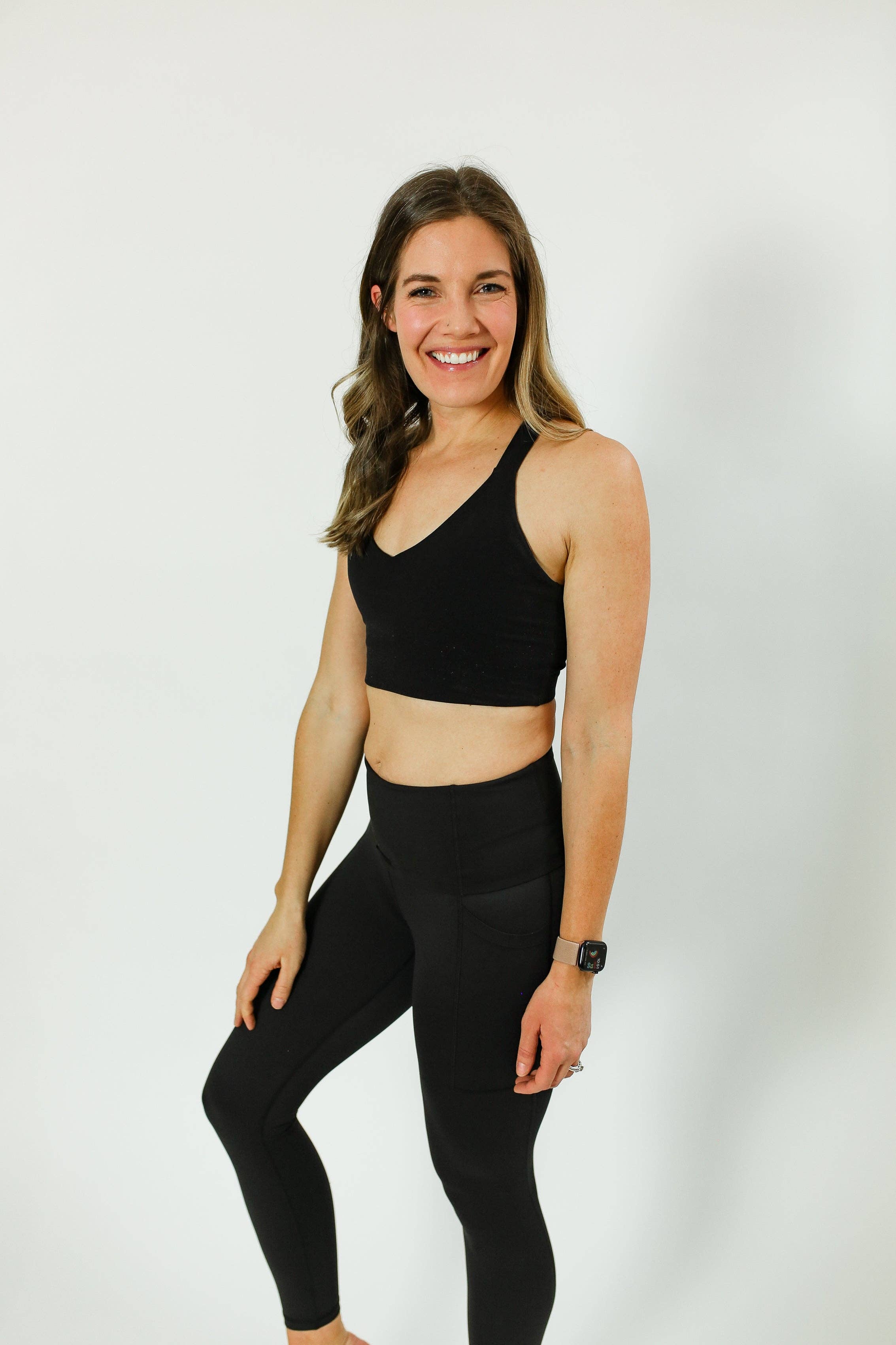 Movemama Apparel – wholesale Modeleggings – Mammakläder – Gravid- och efterförlossningsleggings med stöd – 2.05