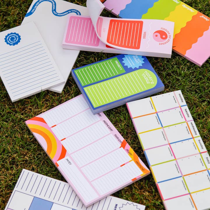 Sunthing Studio - Wholesale Notepad - Weekly Big 3 Desk Notepad1