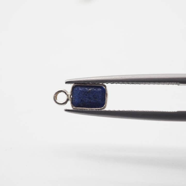 GTG Gems Corp – wholesale Individual charm/pendant – Lapis Bezel 6x4mm , Gemstone Connector, 925 Sterling Silver2