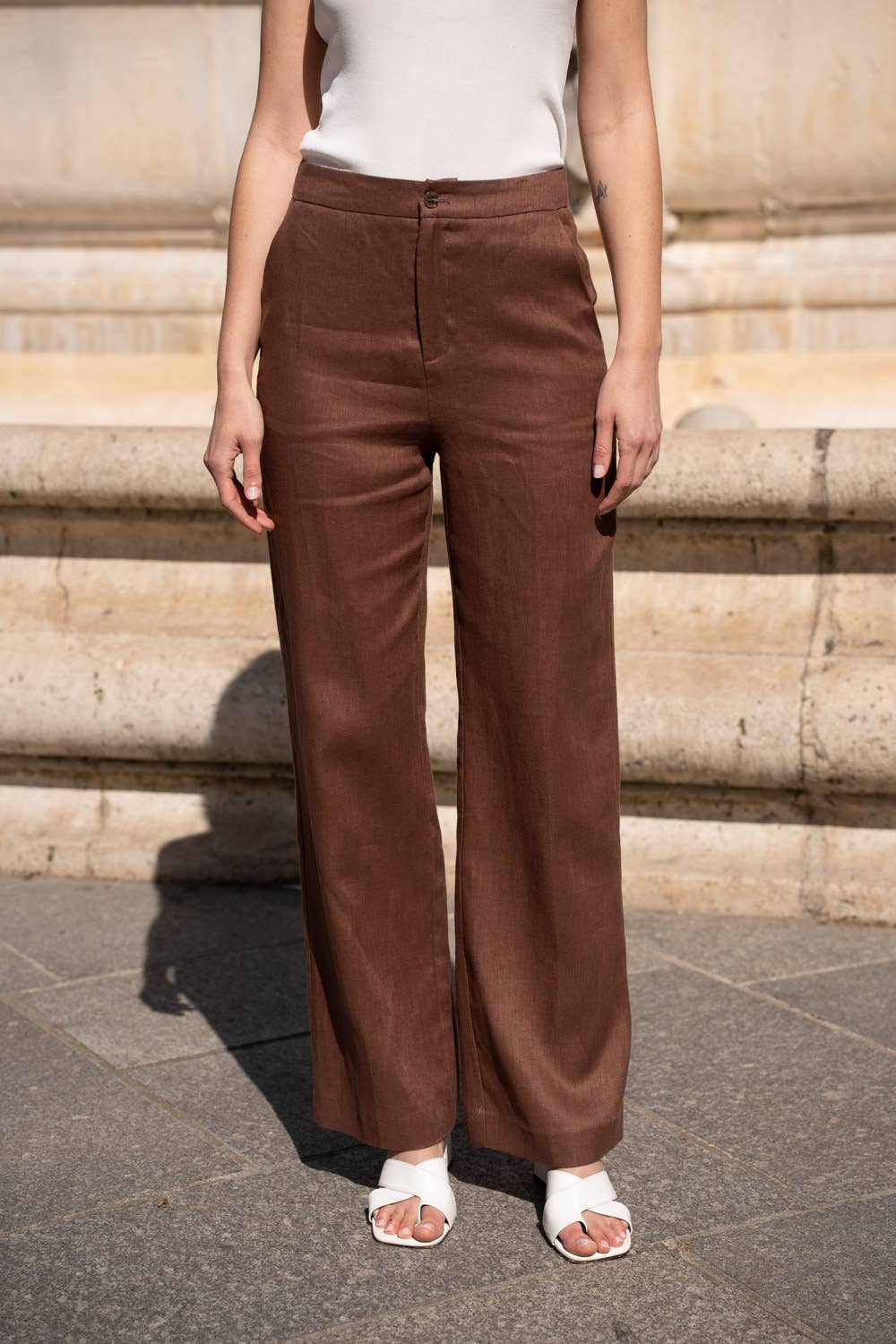 Attentif Paris - Wholesale Pants - Women's - [Linen] Plain straight trousers in premium quality linen45