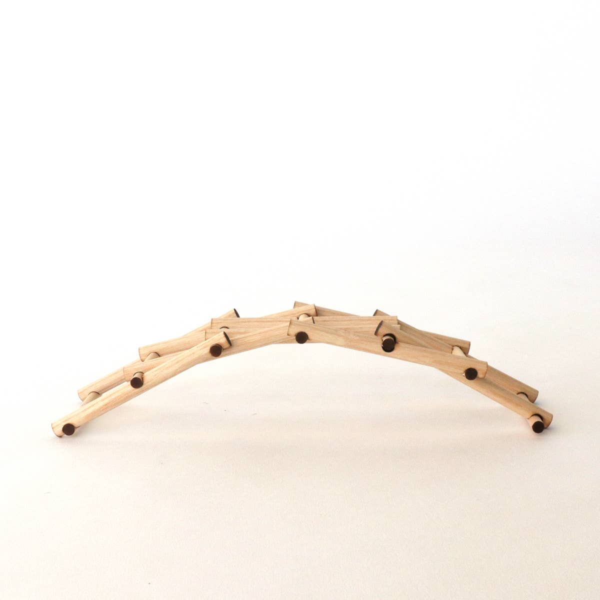 Dahimo - Vente Kit de bricolage - Kit modèle en bois éducatif du petit pont autoportant de Vinci1