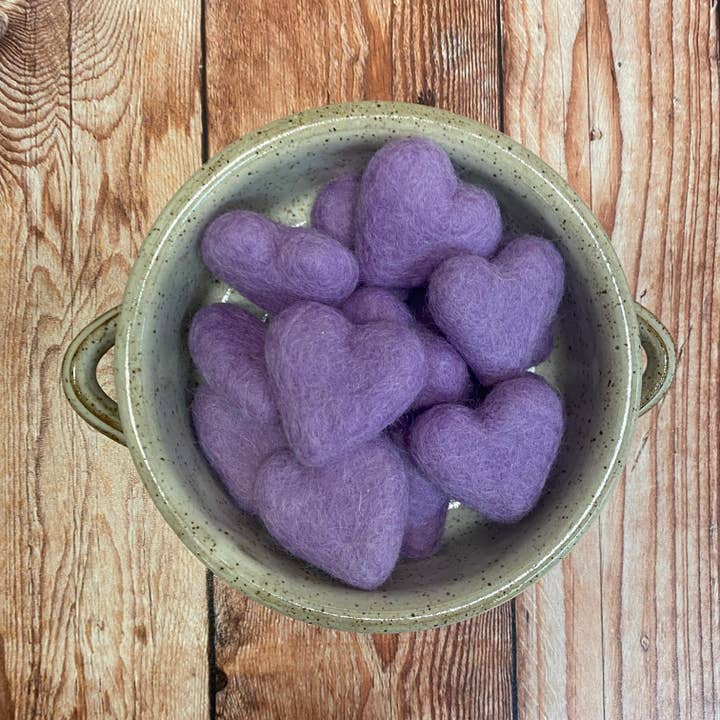 Oakwind Hollow - Wholesale Decorative Tabletop Object - Felt Hearts Loose Lavender2
