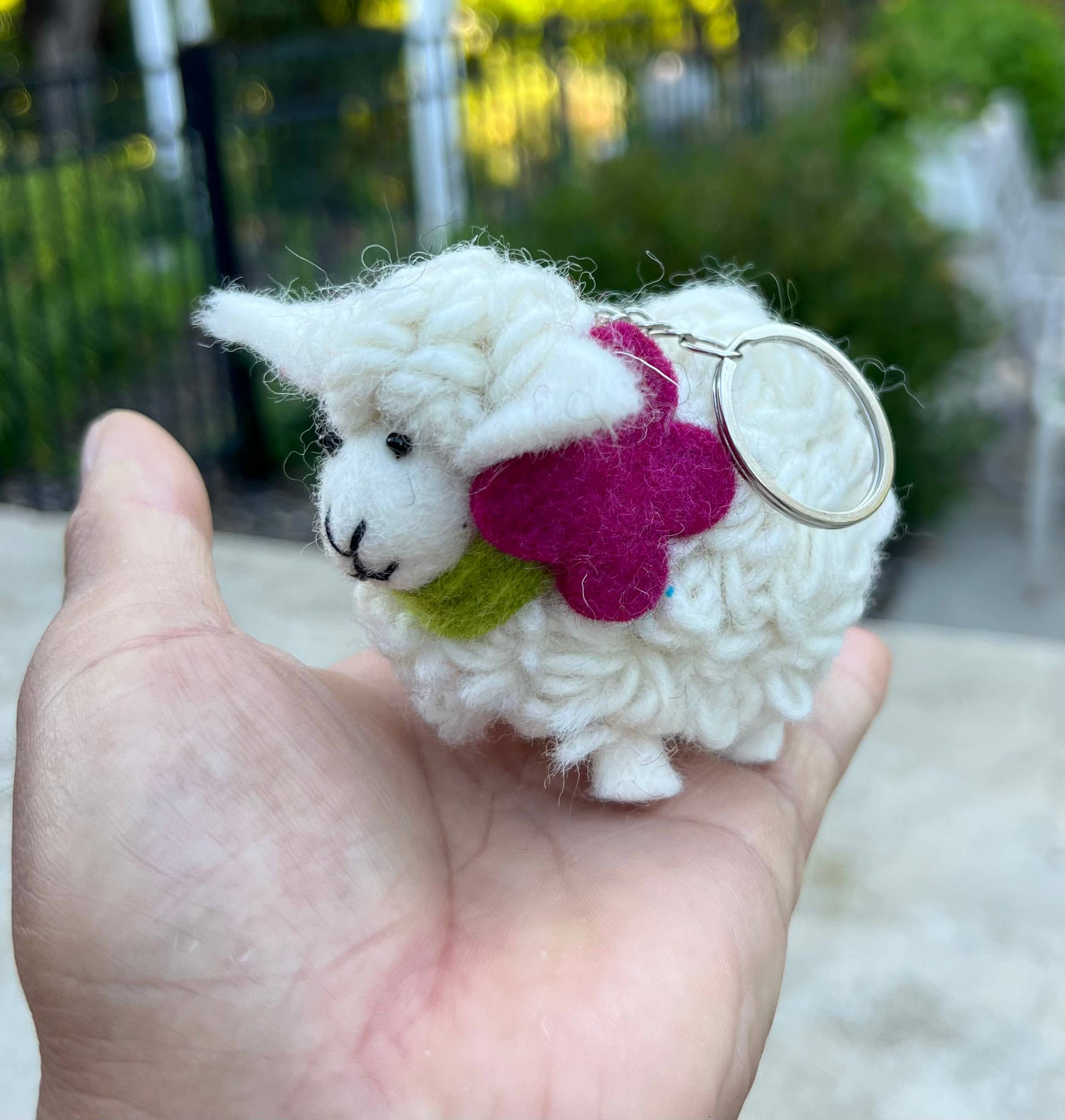 Lungta Imports – wholesale Keychain – Unisex – Sheep Keychain, Lamb Keychain, Purse Bag Ornament0