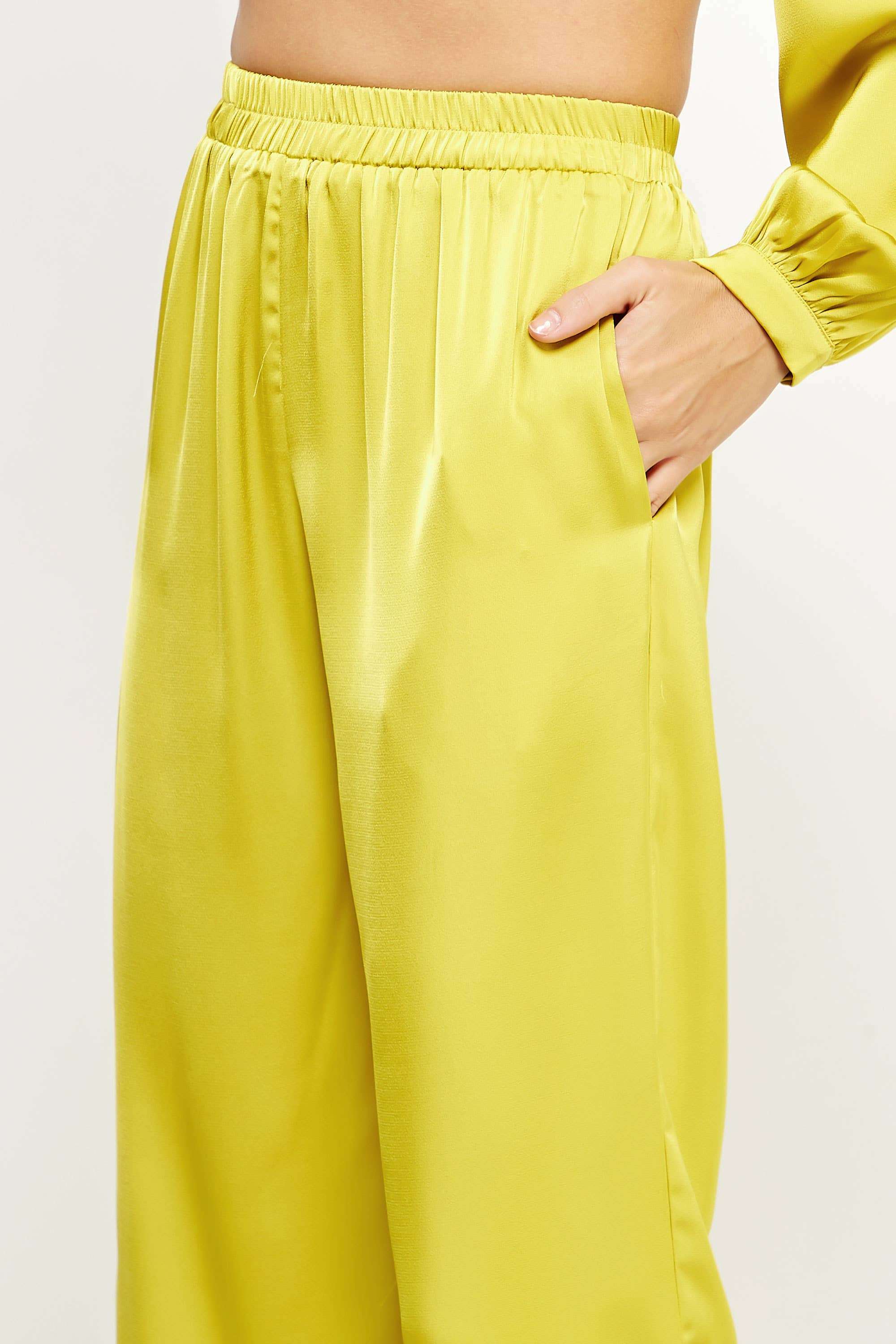 Strut & Bolt - Venta al por mayor Pantalones - Mujer - Pantalones tobilleros ribeteados2