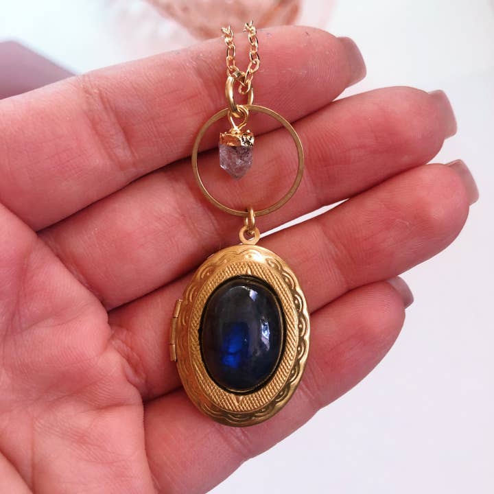 Labradorit & Herkimer Diamond medaljon ~ Guld belagte kæde for engroshandel hos GeoMetricGem