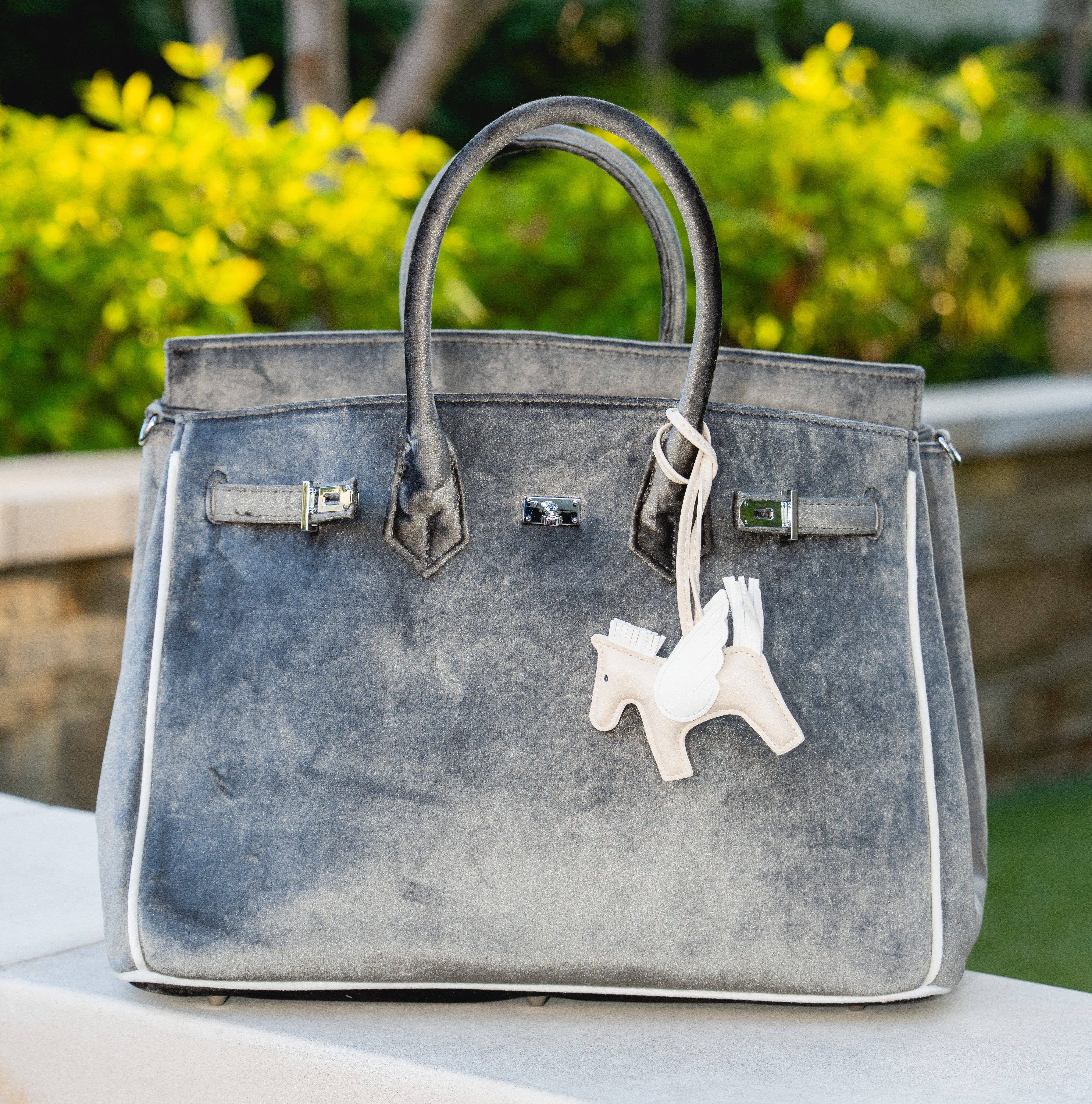 Malibu Sugar - Wholesale Tote Bag - Women's - Great Valentine's Gift for Her "The London" Velvet Tote Bag4