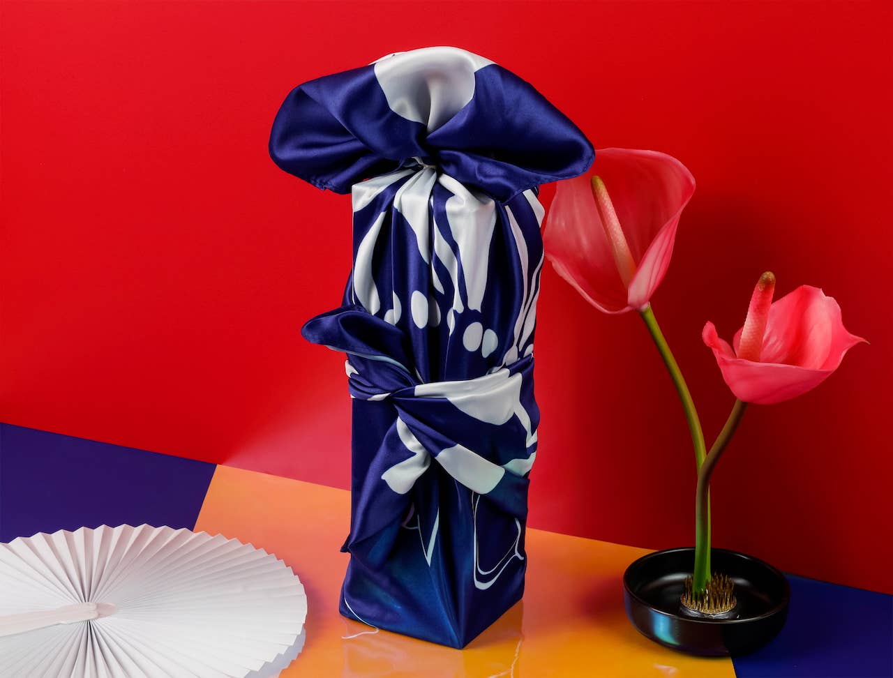 Keiko Furoshiki - Wholesale Flat Wrap - Furoshiki Reusable Japanese Fabric Gift Wrap Tulip on Water5