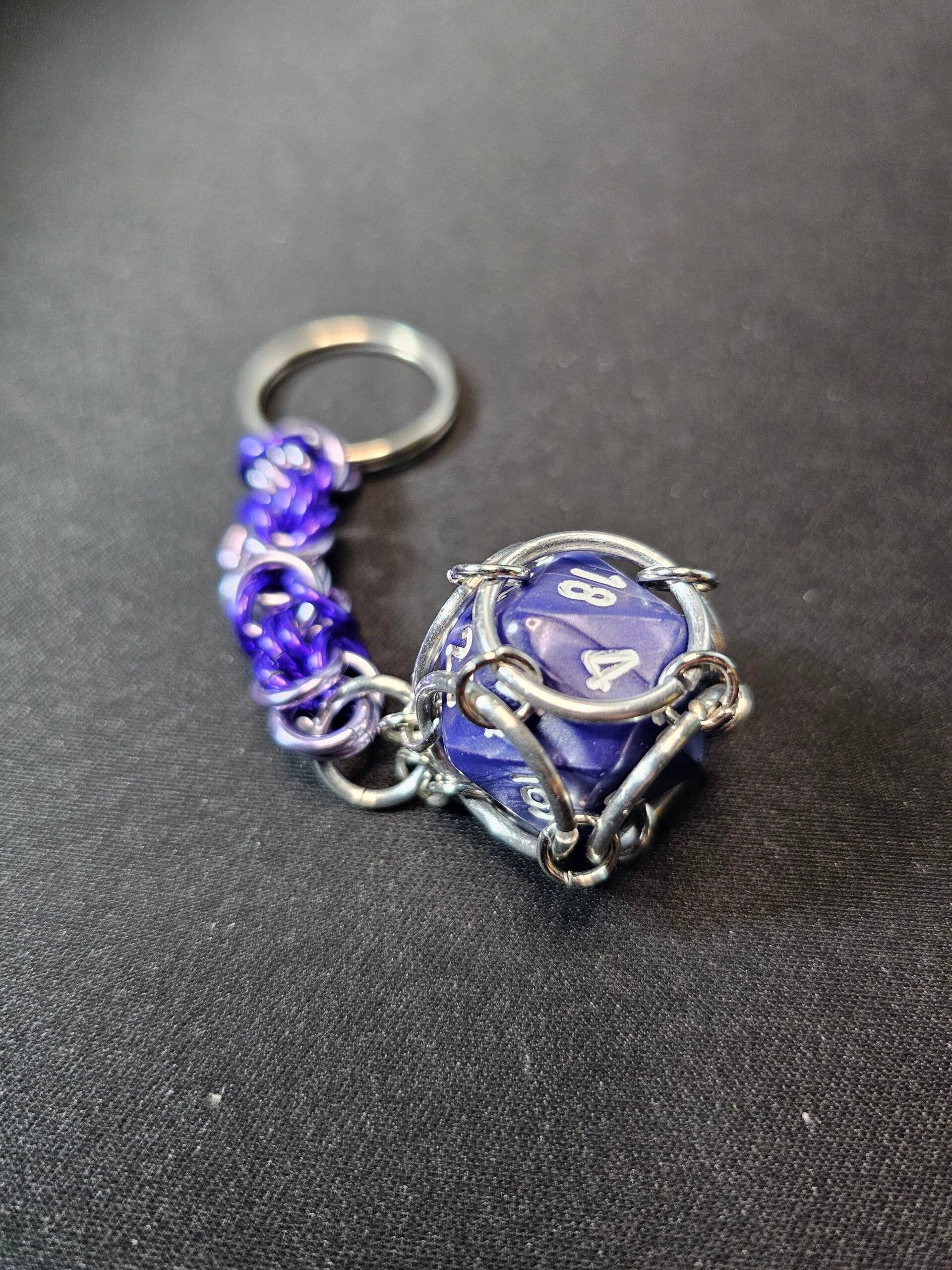 Heartsanstuff - Wholesale Keychain - Unisex - Trapped D20 Keychain Byzantine1
