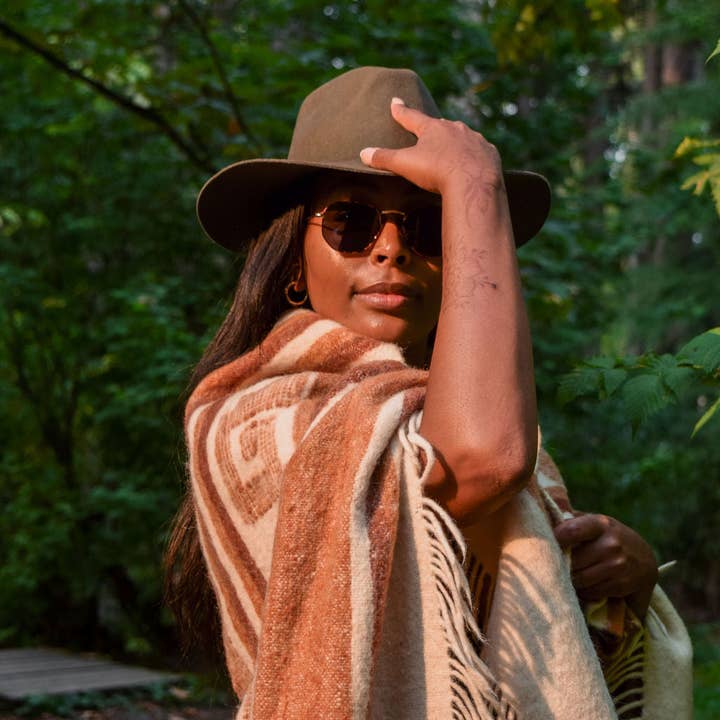 Wylde Brigade – wholesale Throw blanket – Jalapa Wool Blanket9