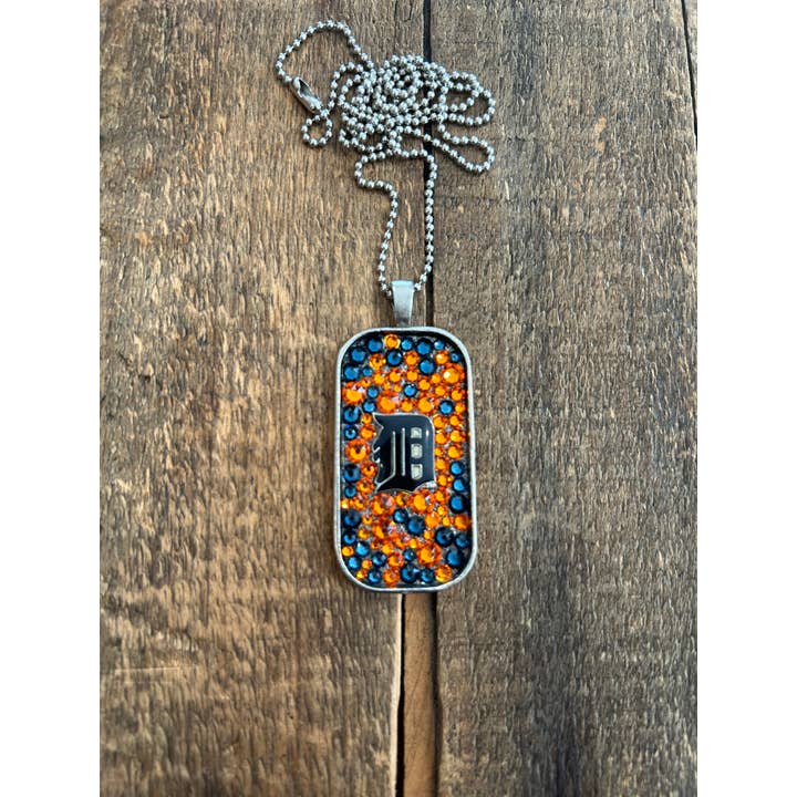 Pretty Hunter - Wholesale Pendant/Charm Necklace - Tigers Necklace