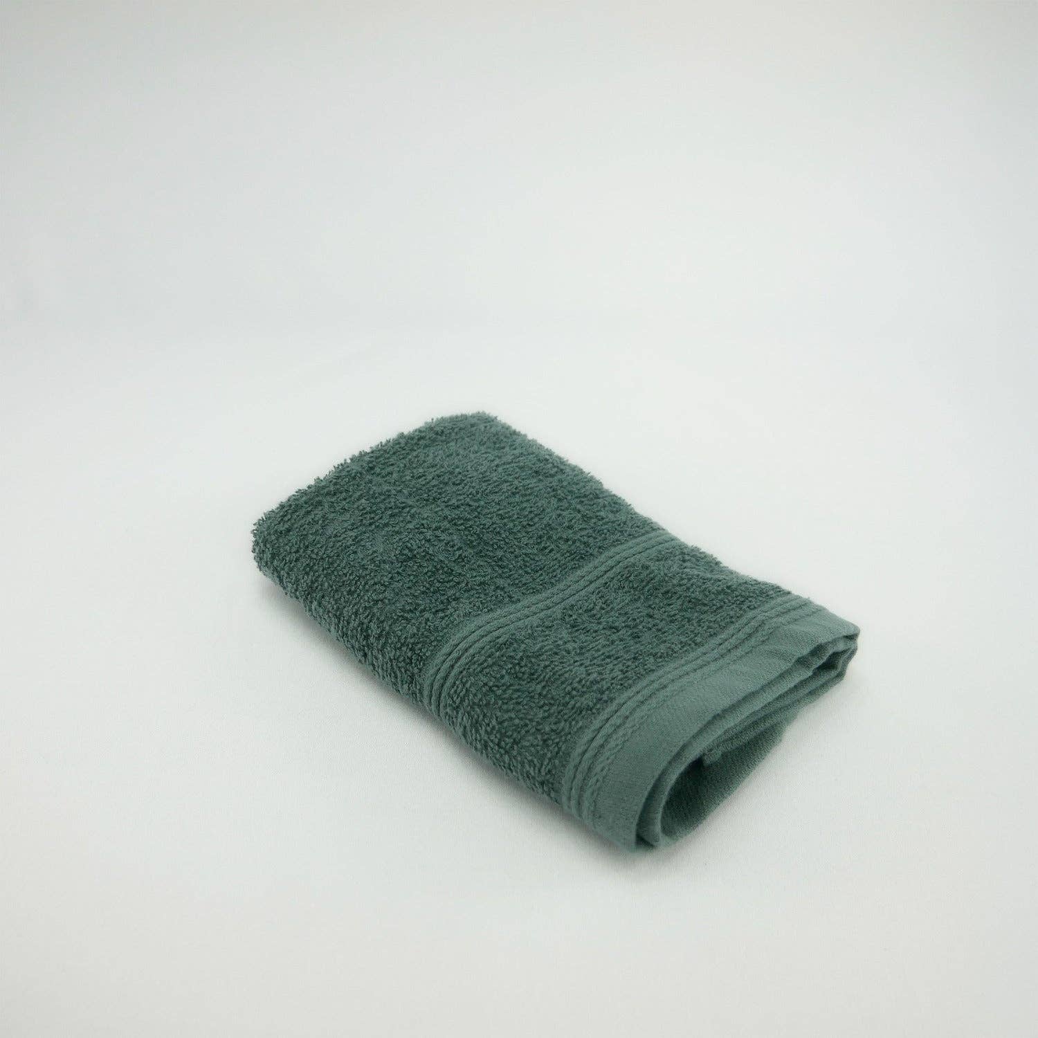 Le comptoir de la plage - Wholesale Hand Towel - Guest towel 30x50 350gsm5