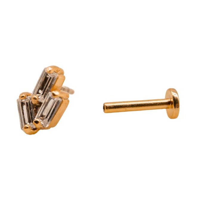 Drievoudige Cubic Zirconia Gouden Labret Oorbel voor wholesale door Claire Hill Designs