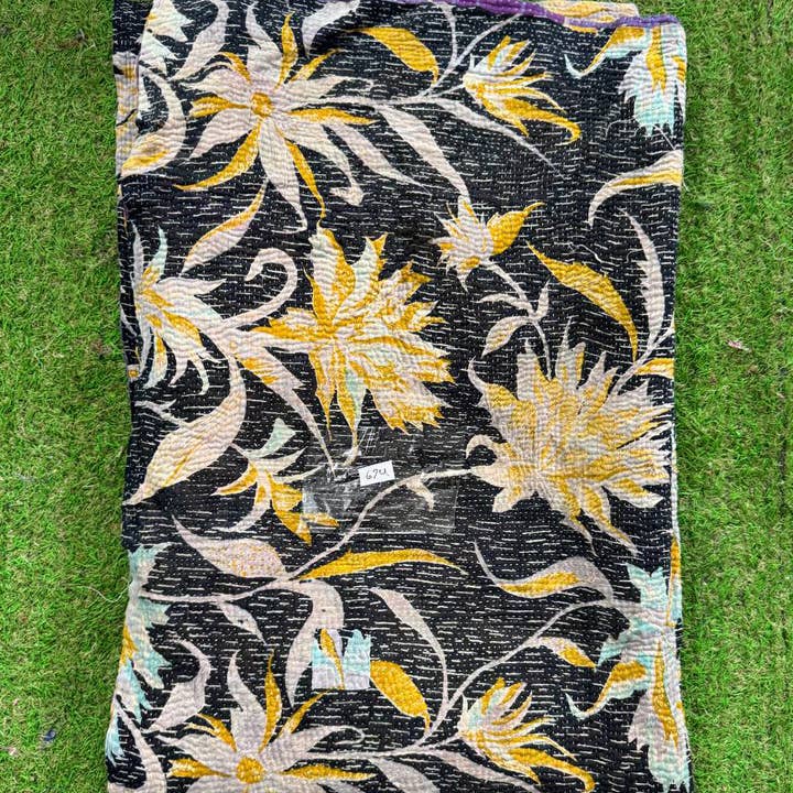 bhavnas boutique - Wholesale Quilt - Beautiful Floral Design Cotton Bedspread Kantha Stitch Quilt7