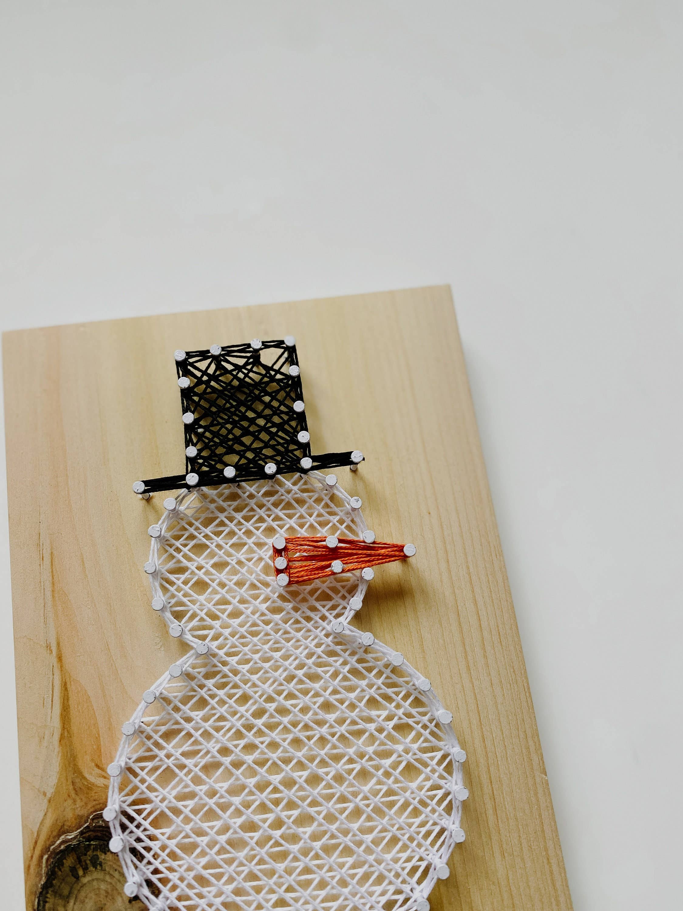 Knot Really Art - Wholesale DIY Craft Kit - Snowman String Art Kit2