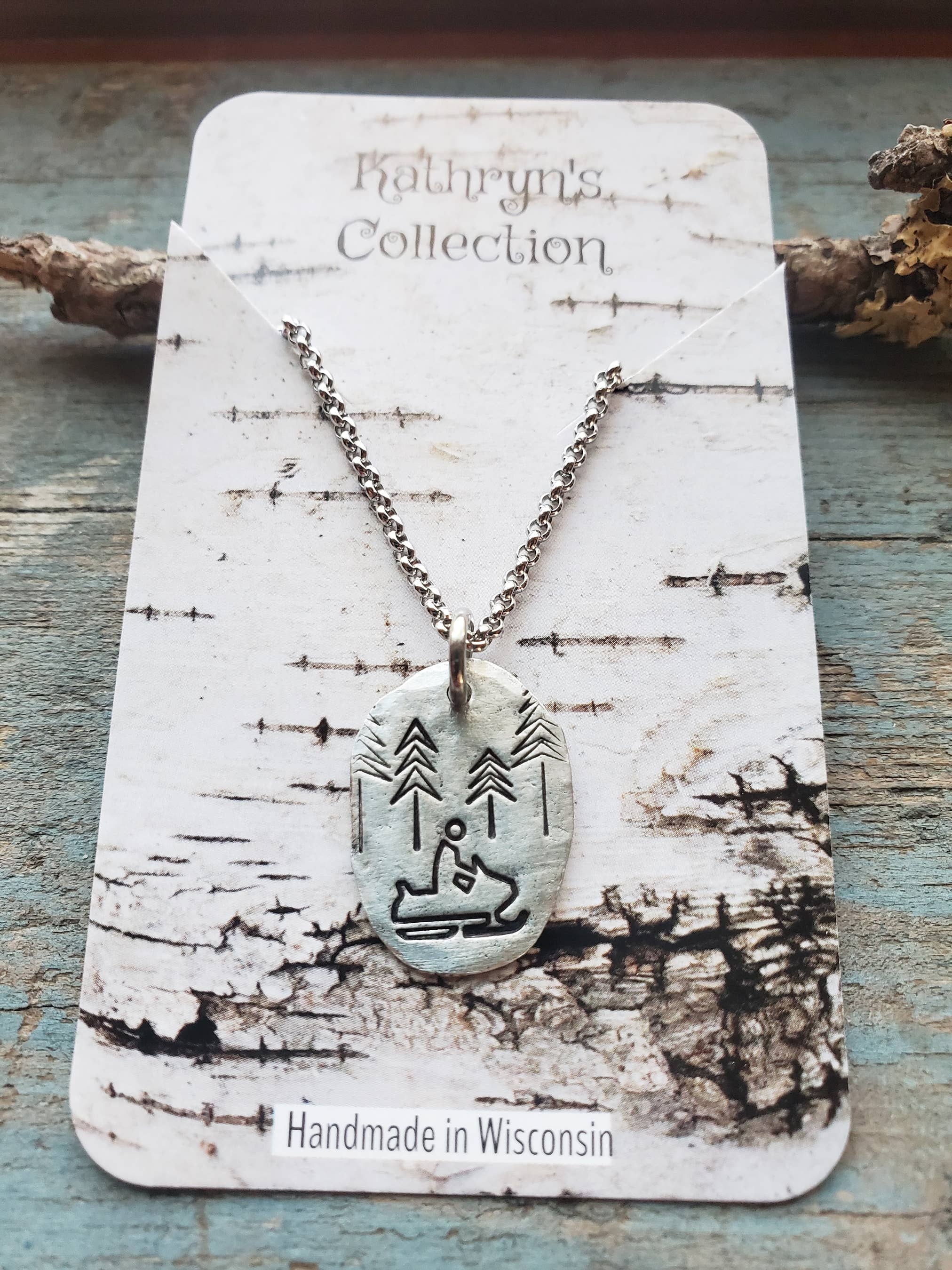 Kathryn's Collection - Vente Colliers à pendentif - Collier Motoneige, Fait Main avec Estampage1