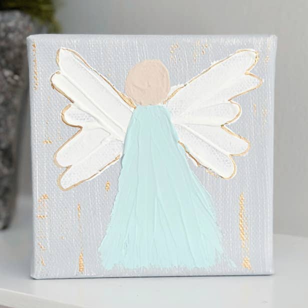 Handbemalter strukturierter Engel - Grau mit blaublauem Kleid für den Großhandel von So Thoughtful Gifts