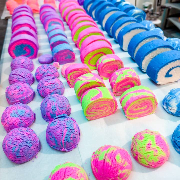 Phoenix Bath and Body - Wholesale Bubble Bath - Bubble Bars - Different Sizes, Colours & Fragrances6