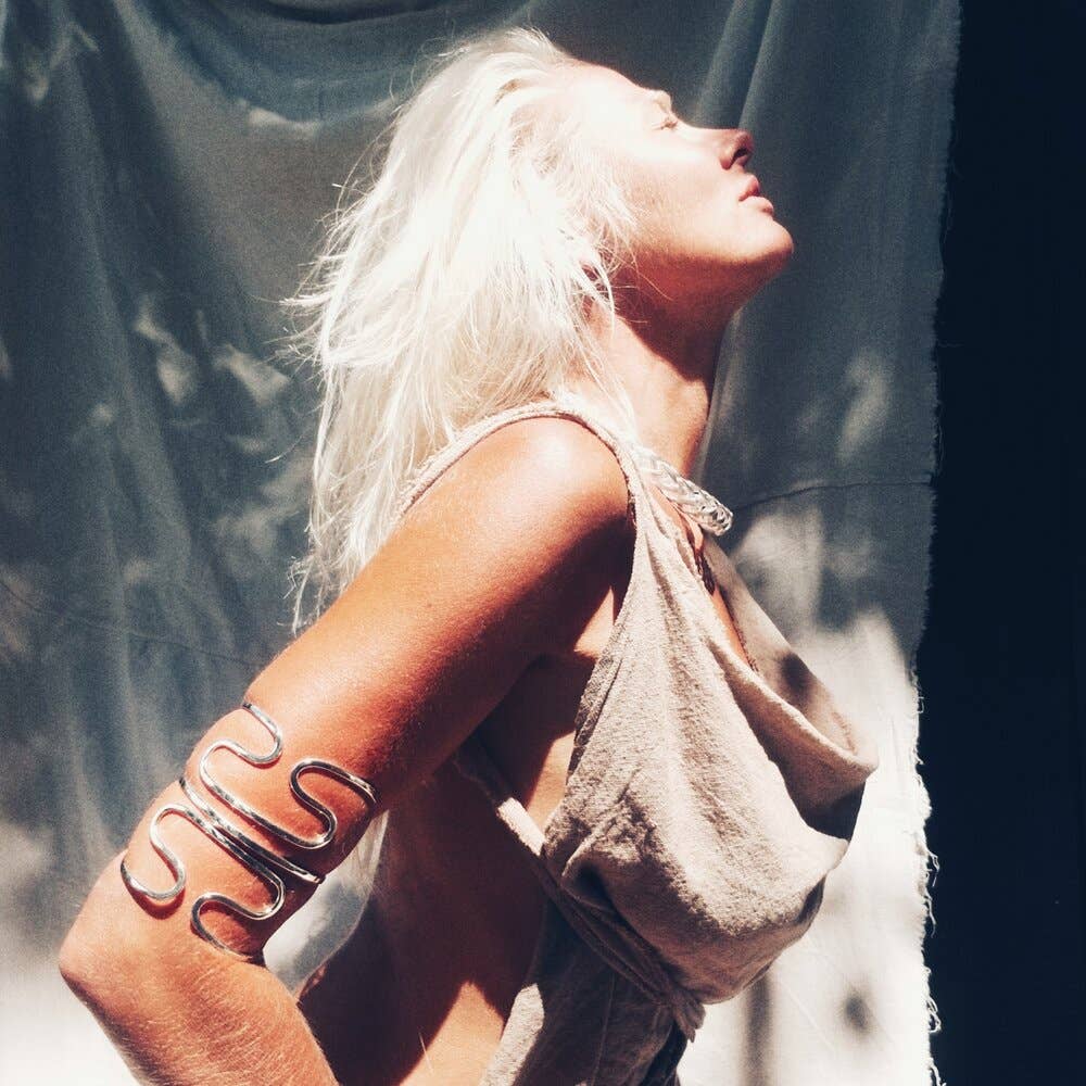 Bisjoux – wholesale Manschettarmband – Bisjoux stor armring i mässing för överarmen19