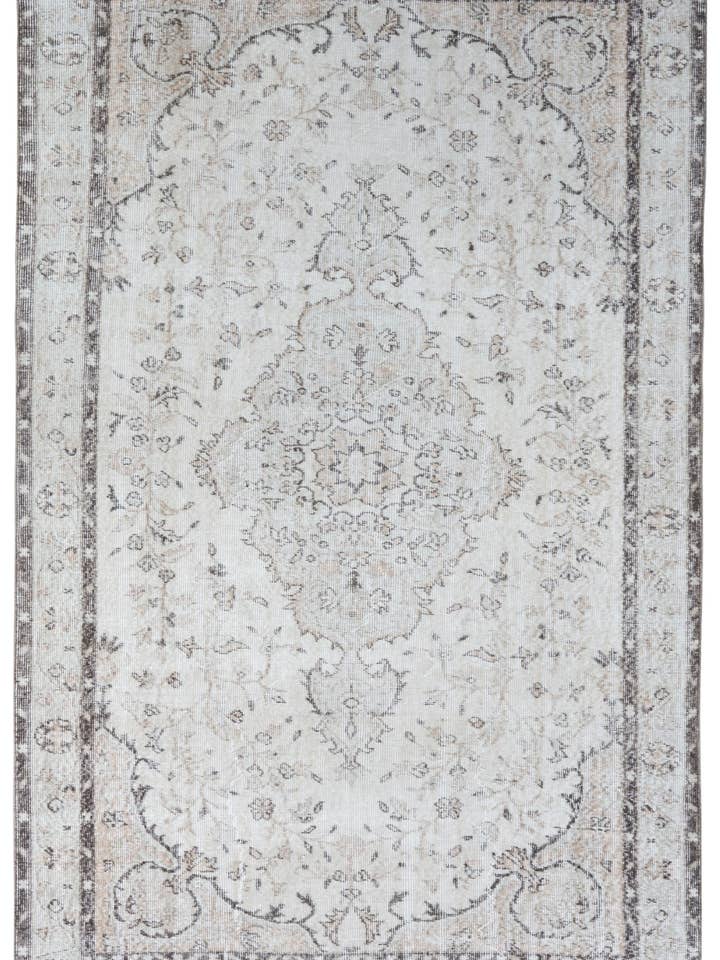 Persefone - 5'9 „x 9'3" for engroshandel hos Biev