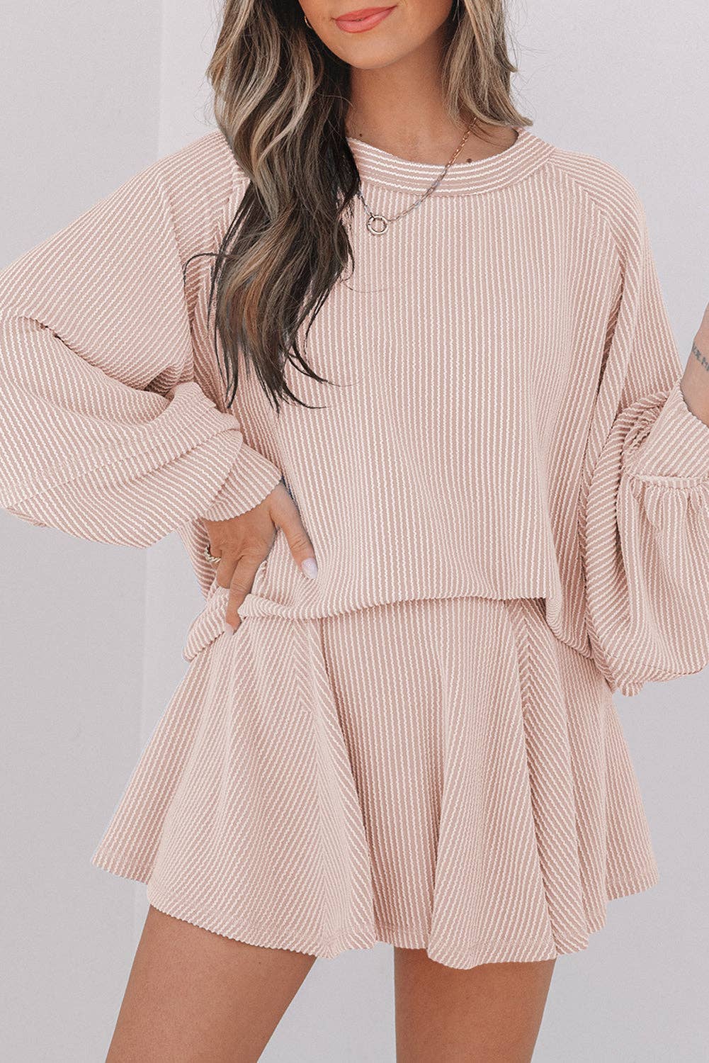 PRETTY BASH – Conjunto de top e saia - Mulher por atacado – Conjunto de Top com Cordão e Mini Saia com Folhos0