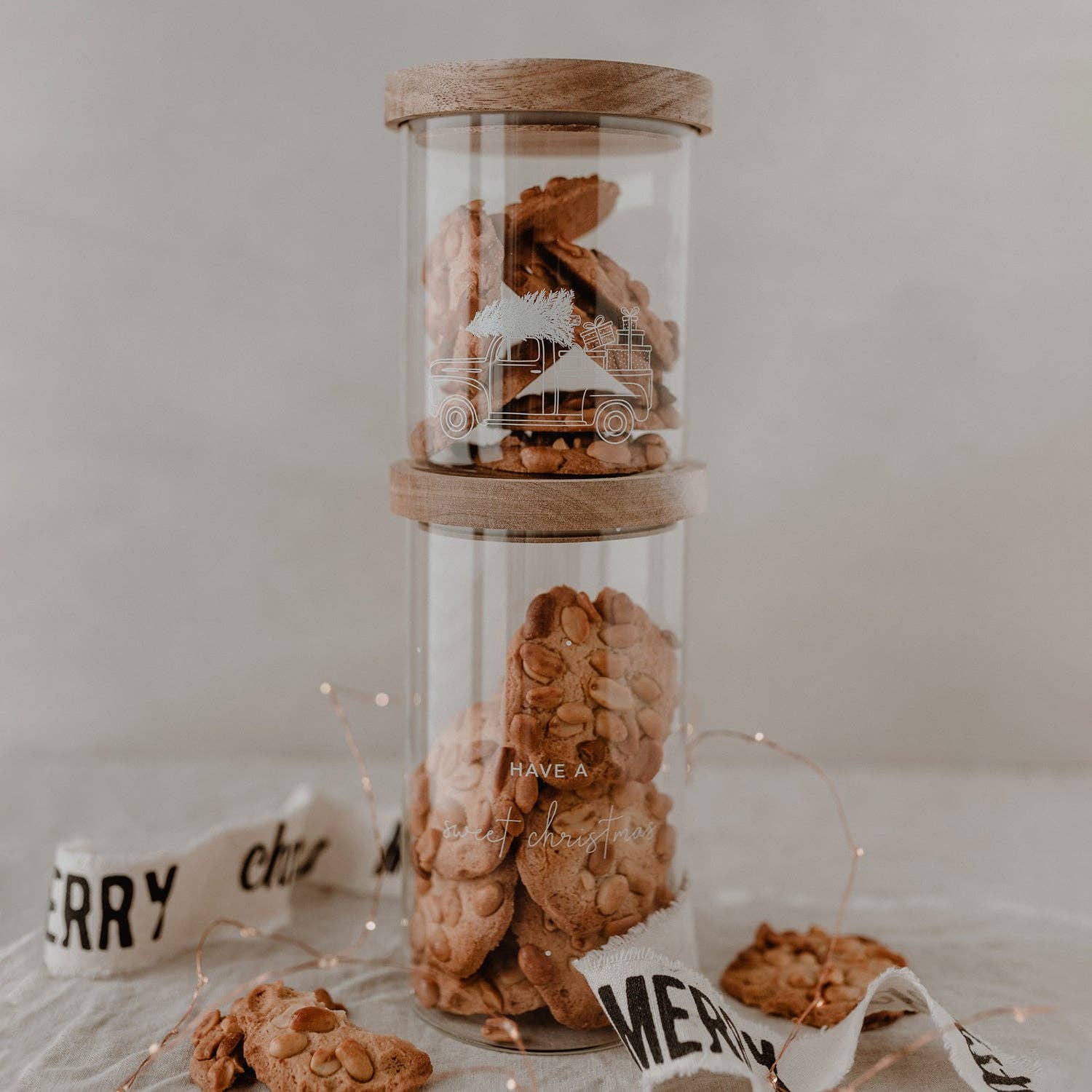 Eulenschnitt - Wholesale Jar - Storage Jar Sweet Christmas 19cm (PU = 4 pcs)1