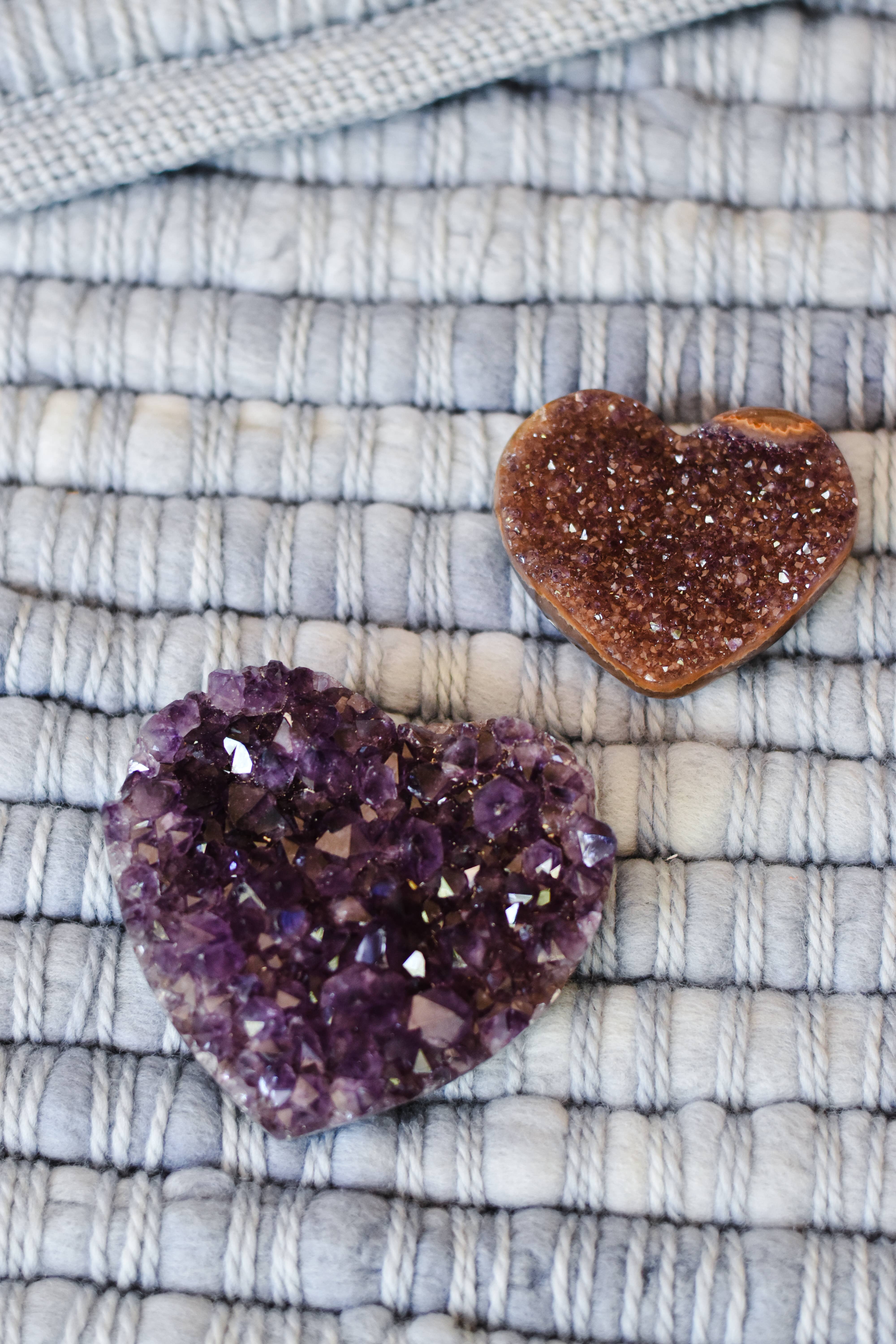 Uruthyst - Wholesale Spiritual Stone/Crystal - HEART AMETHYST REGULAR7