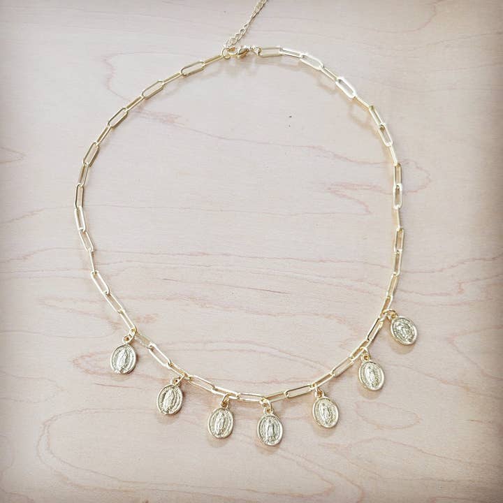 Echt 18K Vergulde Ketting met Munt Hangers 261pp voor wholesale door The Jewelry Junkie