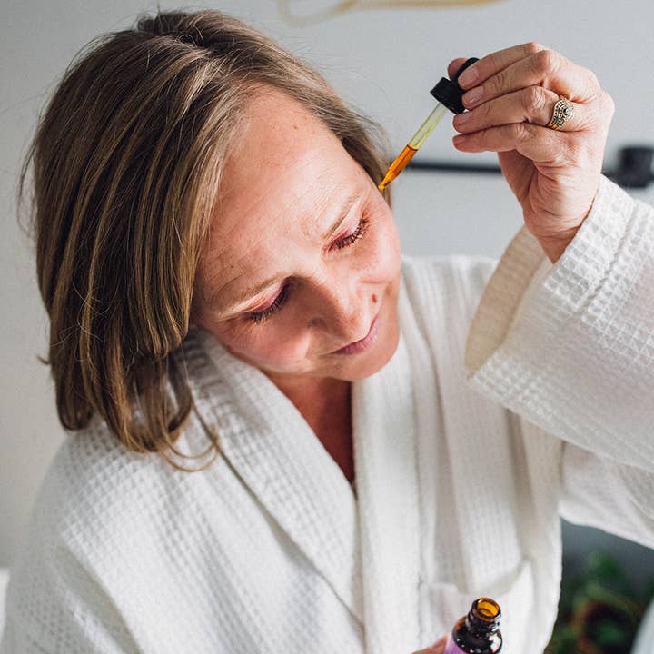 Wild Roses Apothecary - Wholesale Facial Serum/Concentrate - Radiant Facial Elixir2