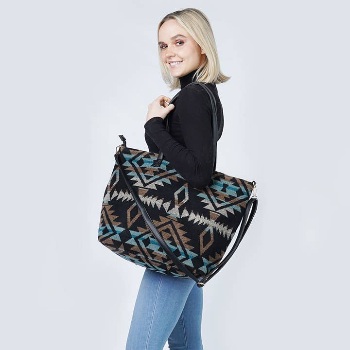 Western Weekend Tote Bag and other Purchase Wholesale boho bags. Free Returns & Net 60 Terms on Faire trending on Faire.