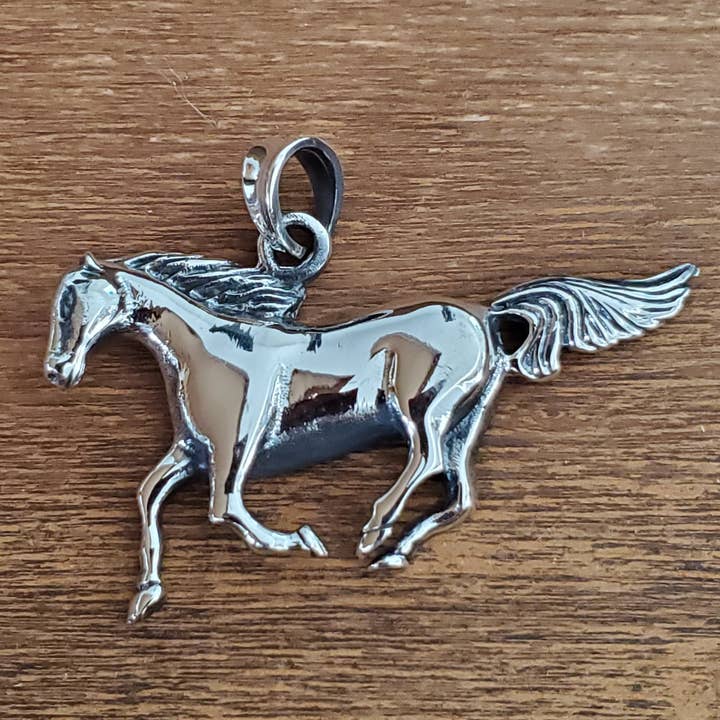 Racing Horse Charm .925 Sterling Silver Equestrian Pendant for wholesale by Dalfiya