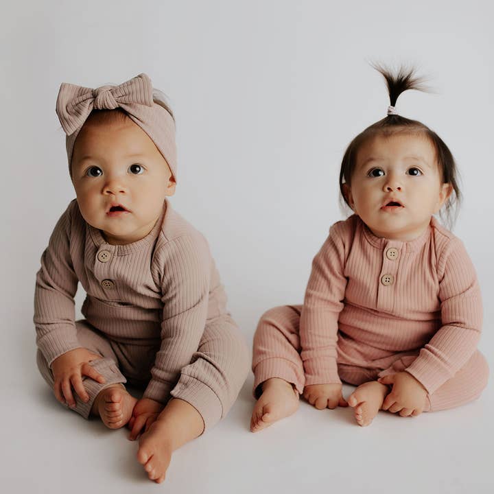 Three Little Tots - Wholesale Jumpsuit - Baby - Baby Ribbed Playsuit with Pockets and Bow