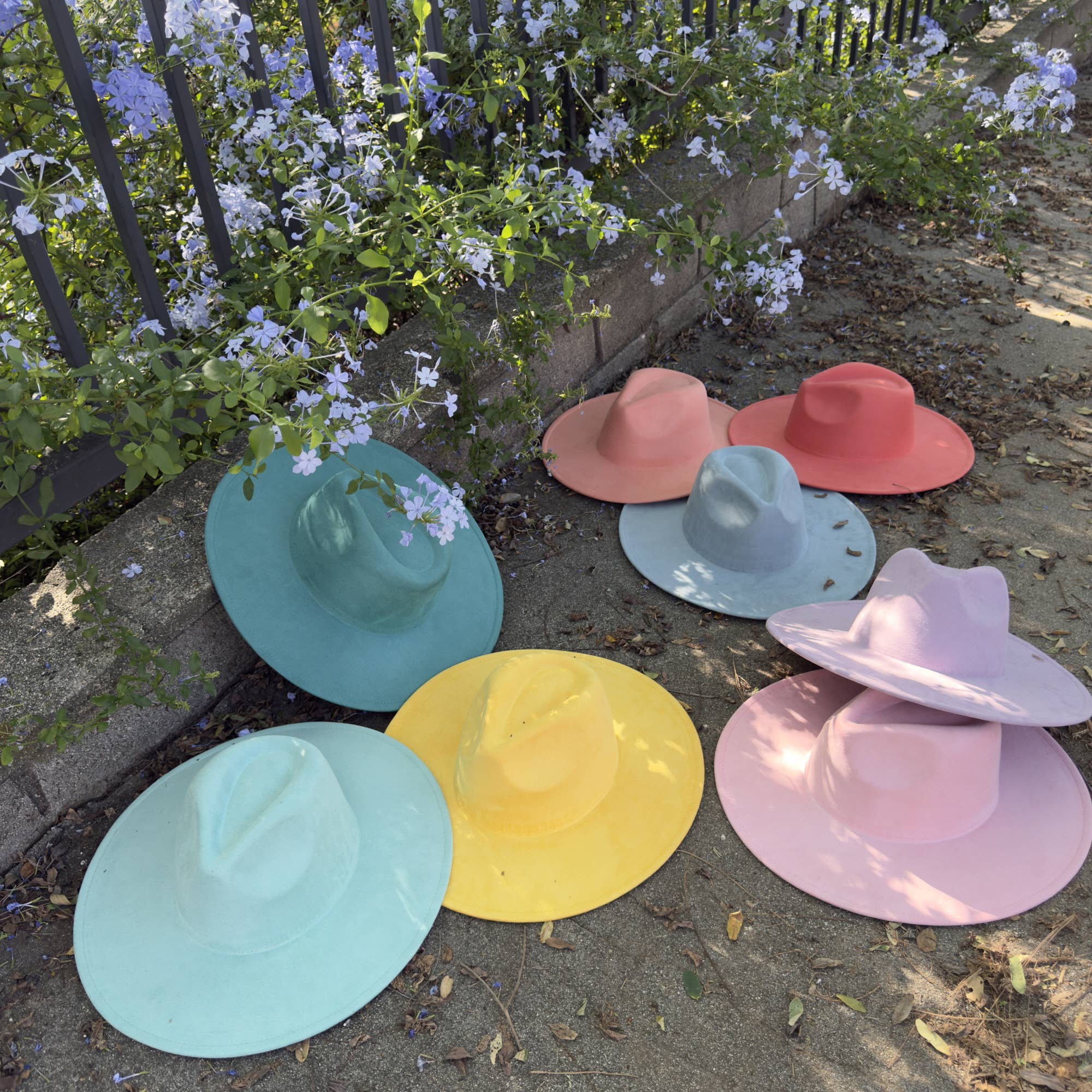 Queens INC - Wholesale Fedora - Women's - Fashion Classic Wide Brim Premium Suede Hat16