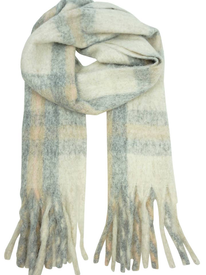 Thick wool scarf with fringes YF6636 for wholesale by Anais