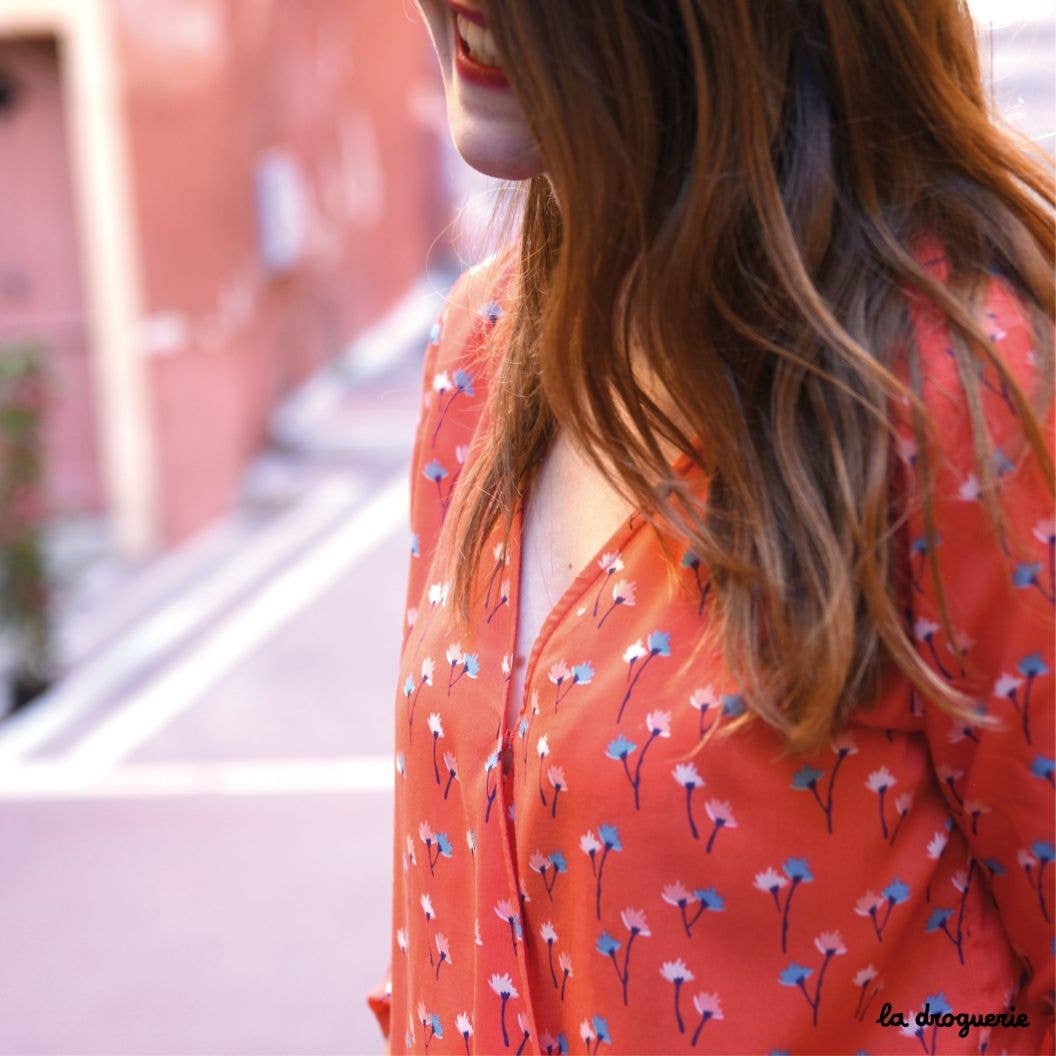 LA DROGUERIE - Wholesale Craft Sewing Kit - Sewing pattern for the wrap blouse "Mons"1