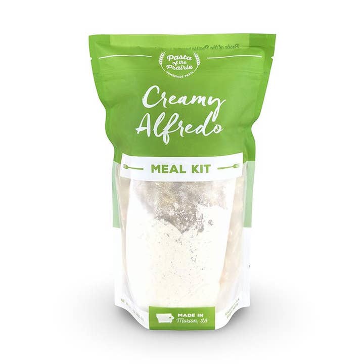 Creamy Alfredo Meal Kit w/Garlic Pasta for wholesale by Pasta of the Prairie